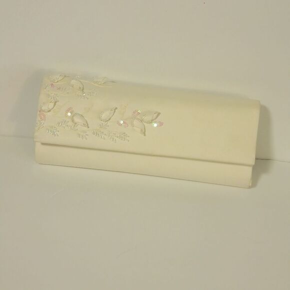 Things Remembered Vintage Cream Silk Beaded Clutch Bag - Picture 2 of 9